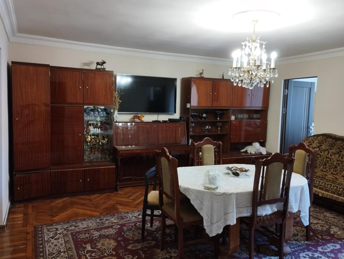 Апартаменты Tsovella House Джермук Экстерьер фото